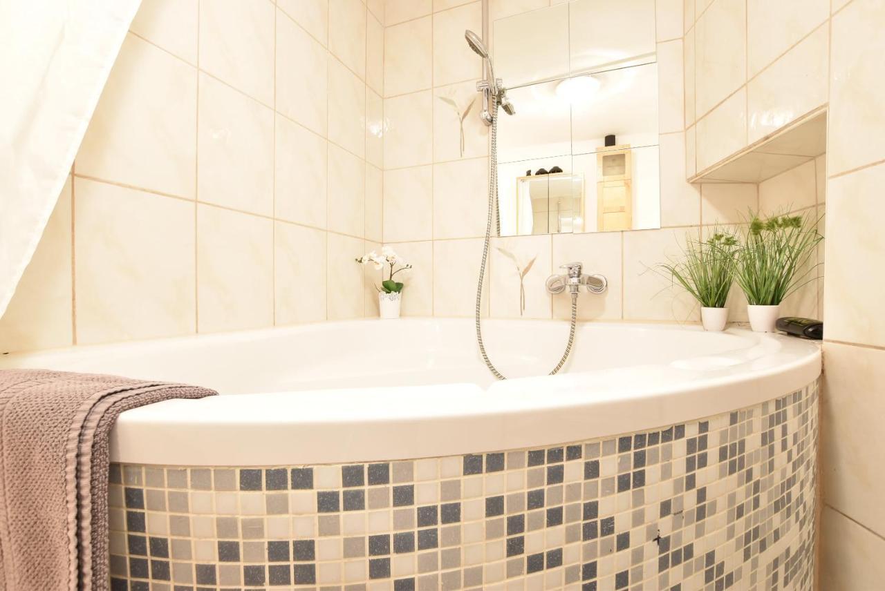 Huge Apartment In Awesome Location With Parking Innsbruck Luaran gambar