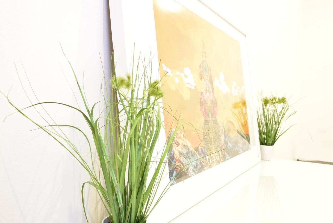 Huge Apartment In Awesome Location With Parking Innsbruck Luaran gambar